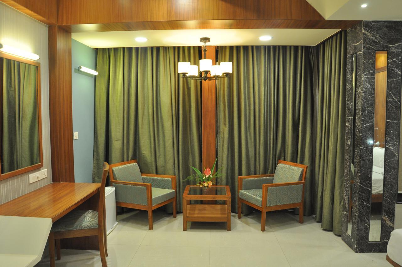 Отель Panaji Residency Экстерьер фото